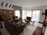 VENDE CASA EN CONJUNTO CERRADO PALERMO