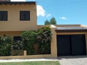 VENDE CASA EN ESCOBAR CON JARDIN COCHERA