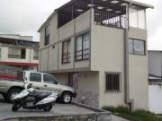 VENDE CASA EN LA CUMBRE