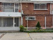 Vende Casa en Niza Batan. 282 m2