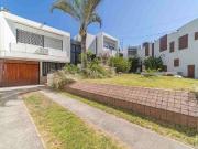 Vende Casa lote propio 5 amb 1240m2 terreno