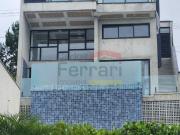 Vende Casa Nova no Condomínio Real Park com Piscina...