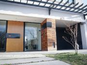 VENDE DEPARTAMENTO JARDINES DEL REY. APTO CREDITO