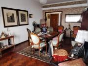 VENDE DEPTO 4 AMBIENTES AL FRENTE CON PATIO, LAVADERO,...