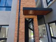 VENDE DUPLEX 3 DORMITORIOS BARRIO PARQUE CAPITAL