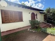 VENDE HERMOSA CASA EN CALLE VICTOR DELHEZ, CHACRAS DE...