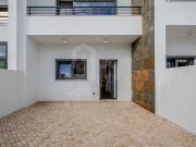 Vende Moradia T2 Ericeira 6 km, A Casa das Casas 84m²...
