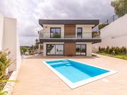 Vende Moradia T5 Ericeira 20 km, A Casa das Casas