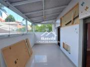 Vende ou aluga casa ampla com piscina, churrasqueira e 4...