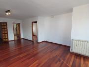 VENDE PISO CENTRICO ENTRE PLAZA ROJA Y PLAZA DE VIGO EN...