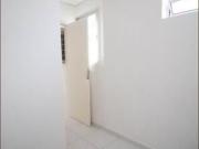 Vende se Apartamento 224M. 3 Dormitórios, 2 Vagas