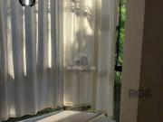 Vende se apartamento 2 dorm com vaga, sacada com...