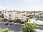 Vende se apartamento T1 em condomínio com piscina...