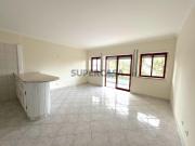 Vende se Apartamento T1 Remodelado com Garagem a 300m da...