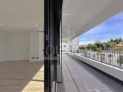 Vende se Apartamento T3 com Varanda Serralves, Porto