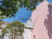 Vende se: apartamento T4 | Prédio de placa com elevador...