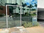 Vende se apto de 83m2, com 3 dorms, reformado e com 2...