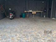 Vende se casa 3 quartos com suíte e 3 vagas de garagem...