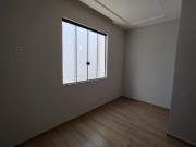 Vende se casa com 3 quartos, 1 suãte no bairro mata...