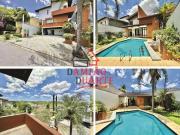 Vende se Casa no Cond São Paulo II 4d/2stes. Salão de...