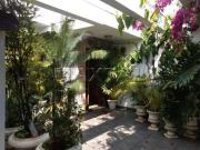 Vende se casa no Jardim do Colégio, de 237m² com 3...