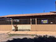 Vende se casa no setor Leste do Gama com 3 qts aceita...