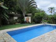 Vende se Casa Térrea, 3 Quartos sendo 1 suíte, e 3...