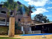 VENDE SE LINDA CASA EM CONDOMINIO FECHADO VARGEM GRANDE...