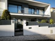 Vende se Moradia T4,Famões, Casal da Silveira