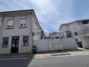 Vende se Moradia+Comércio no Centro da Maia