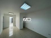 Vende se ou aluga se uma casa térrea no Bairro Osvaldo...