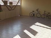 VENDE SE SOBRADO