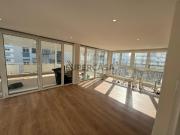 Vende se T3 com terraço coberto e totalmente remodelado,...