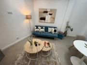 Vende se T3 remodelado e mobilado, em Penha de França Lisboa