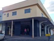 Vende se um prédio na Qd 14 do Setor Leste Gama