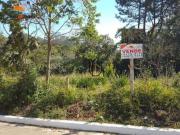 Vende se um terreno com escritura