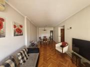 Vende Semipiso 4 ambientes con dependencia Cochera