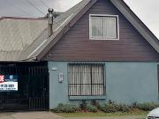 Vendemos en Temuco amplia casa de esquina ubicación...