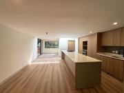 VENDEMOS APARTAMENTO REMODELADO CON TERRAZA CERCA AL...