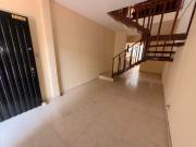 VENDEMOS CASA INDEPENDIENTE CON APARTAMENTO