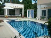 VENDEMOS HERMOSA CASA CON PISCINA PRIVADA