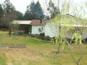 VENDEMOS Hermosa casa con piscina y amplios jardines en...