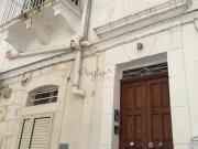 Vendesi a Ostuni, bella casa interamente in pietra 50m²...
