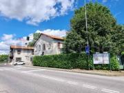 Vendesi appartamento a Camparada