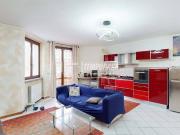 Vendesi appartamento a Cervignano d'Adda via I...