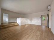 Vendesi appartamento a Cordenons via Cervel