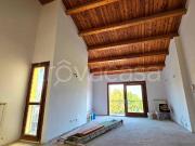 Vendesi appartamento a Falconara Marittima via 25...