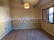 Vendesi appartamento a Firenze via dell'Arcolaio,...