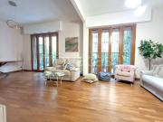 Vendesi appartamento a Firenze via Vincenzo Bellini,...