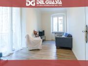 Vendesi appartamento a Genova via Giuseppe Casaregis, Foce
